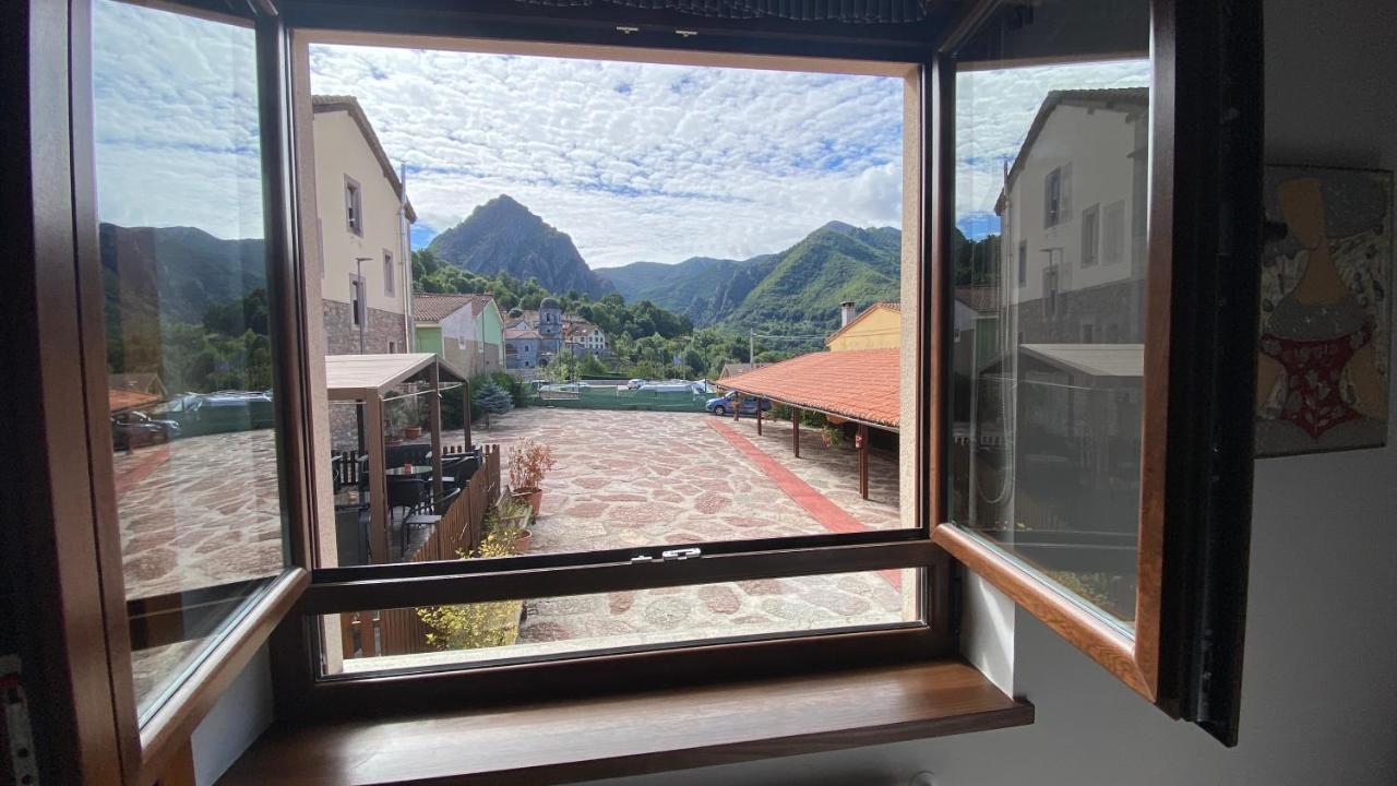 אוסחה דה סחאמברה Hotel La Cuna Del Sella מראה חיצוני תמונה
