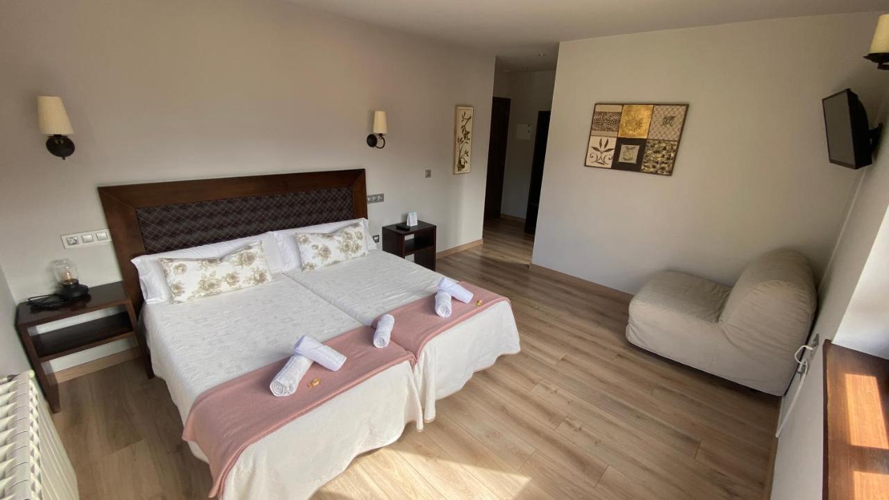 אוסחה דה סחאמברה Hotel La Cuna Del Sella מראה חיצוני תמונה
