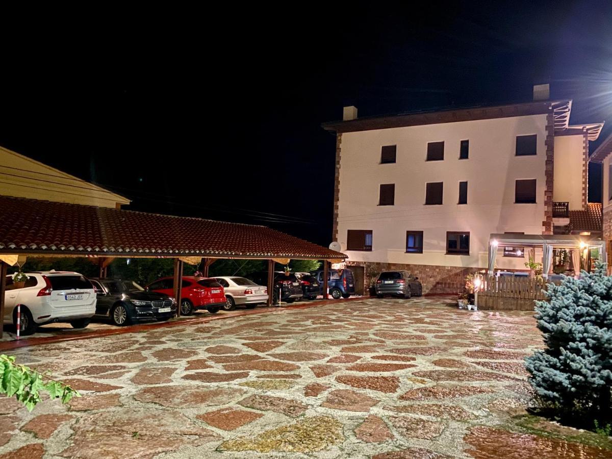 אוסחה דה סחאמברה Hotel La Cuna Del Sella מראה חיצוני תמונה